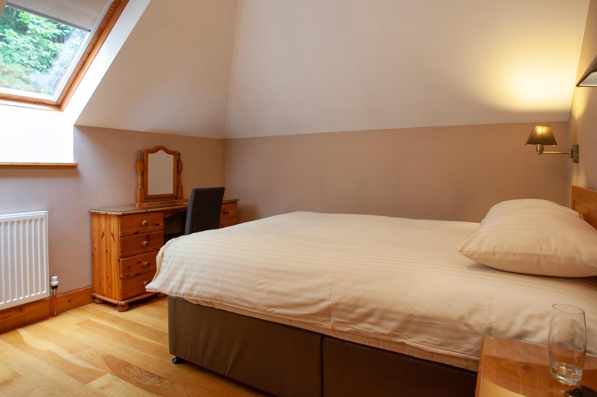 Lochiel Villa Guest House Форт-Уильям Экстерьер фото